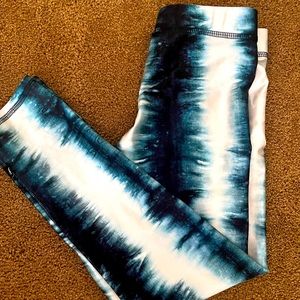 Womens XS Terez cropped leggings.